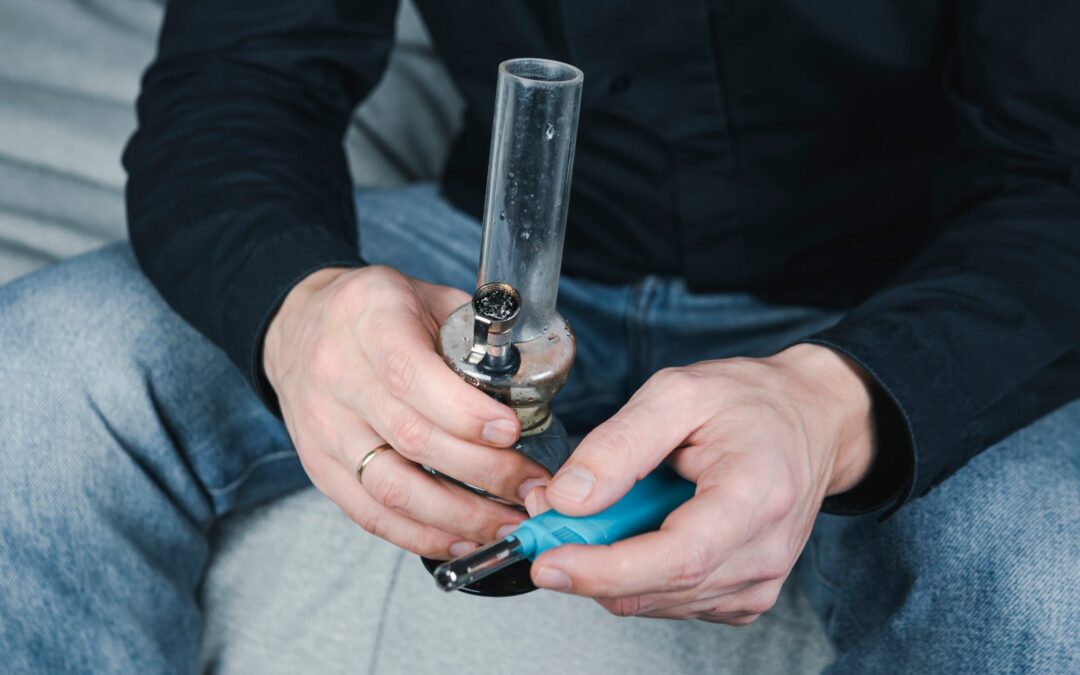 Secondhand bong smoke worse than that from tobacco, study finds